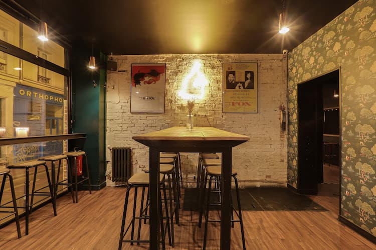 Le Renard Bar